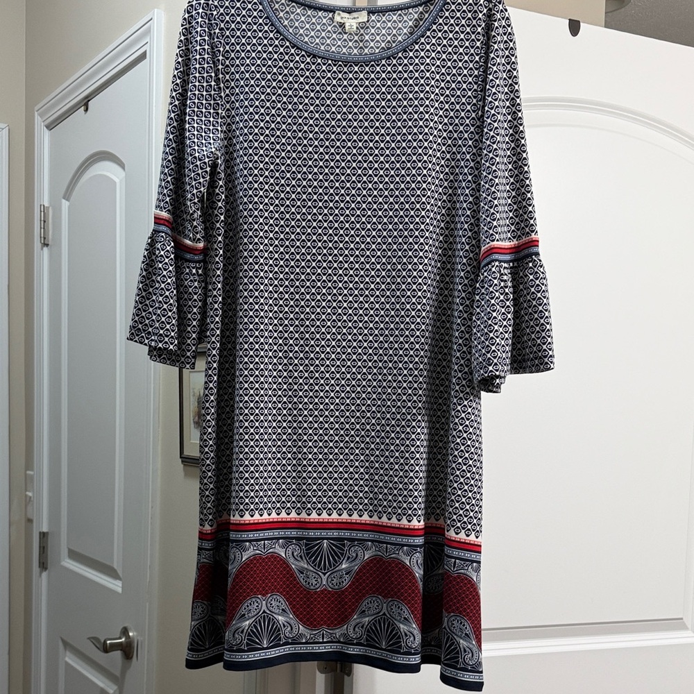 Max Studio Black and White Diamond Print Blouse